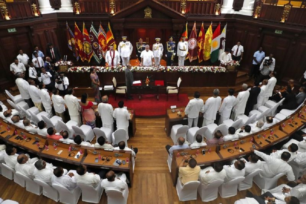 Sri Lankan ministers resign en masse