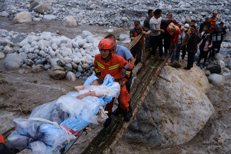 Rescuers search for the missing after earthquake hit China
