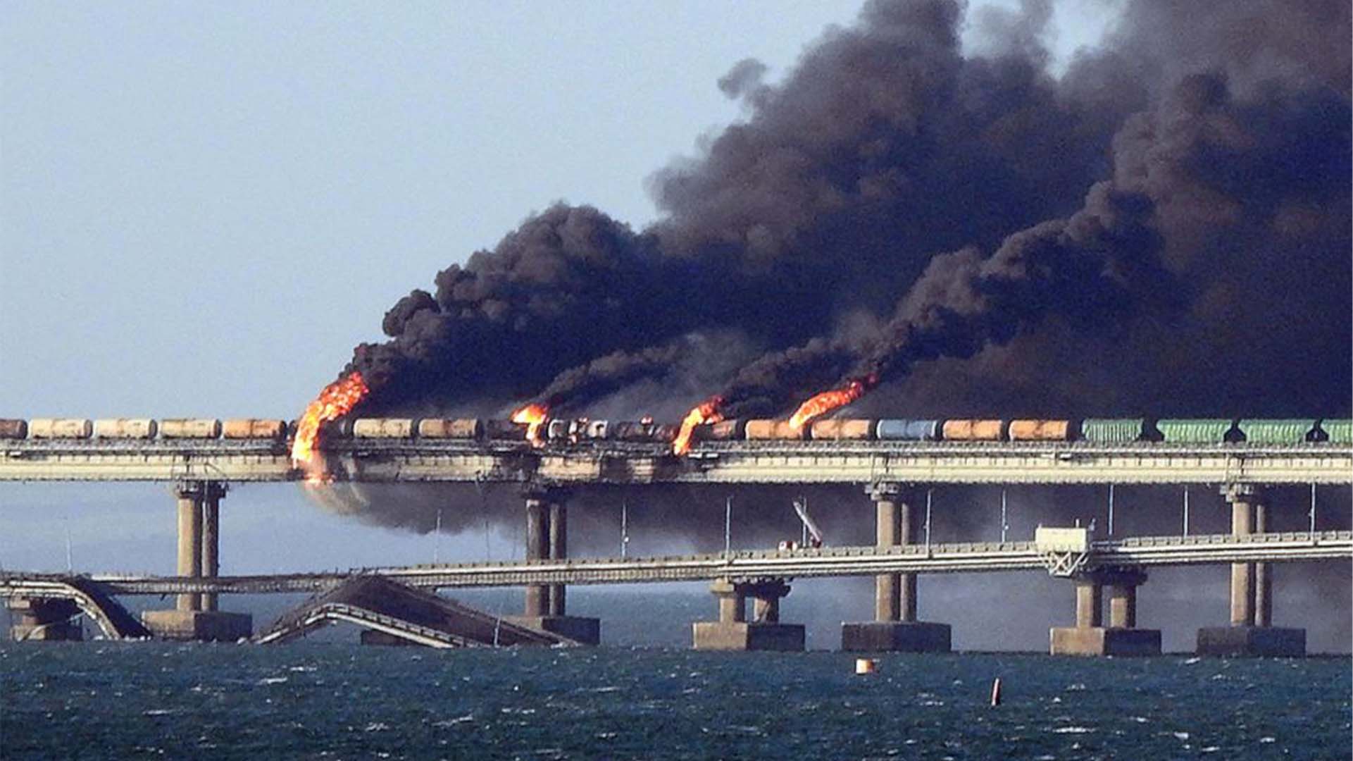 Explosion on the bridge connecting Russia to Crimea