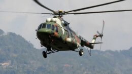 nepal army helicopter rescue team